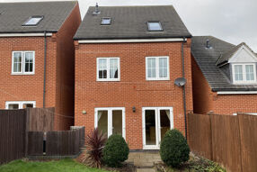 Watts Drive, Shepshed. For sale with Mr and Mrs Clarke estate agent.